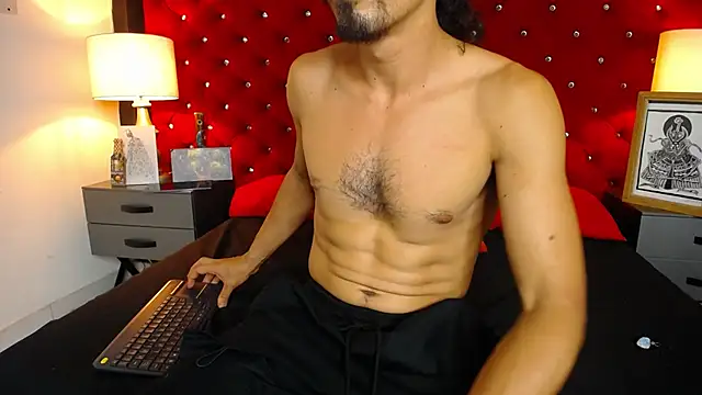 Magnar_Royal's cam snapshot