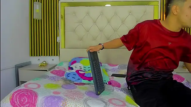 Kevin_Erotic's cam snapshot