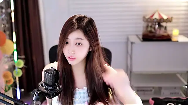 SleepArtist's cam snapshot