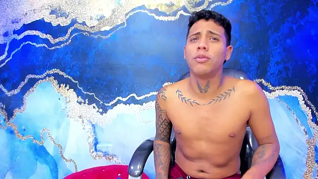 Hottier_Boys's cam snapshot