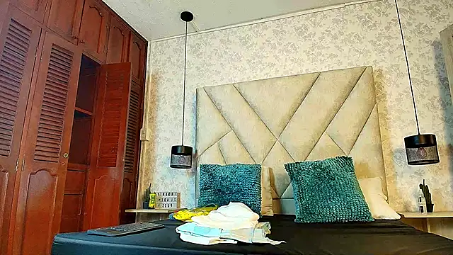 AmbarRaj live sex cam