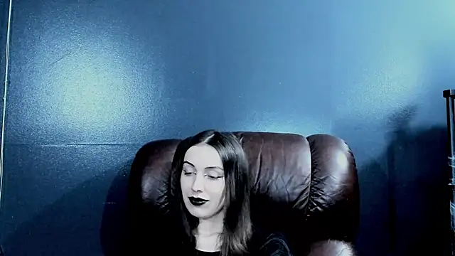 TheVampira's cam snapshot