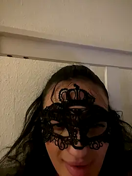 Milana_UK live sex cam