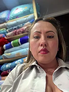 VIOLETA-25_ live sex cam