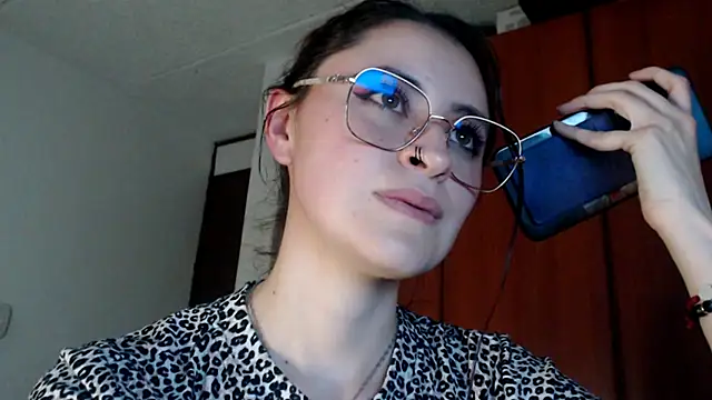 Juls_winter_'s cam snapshot