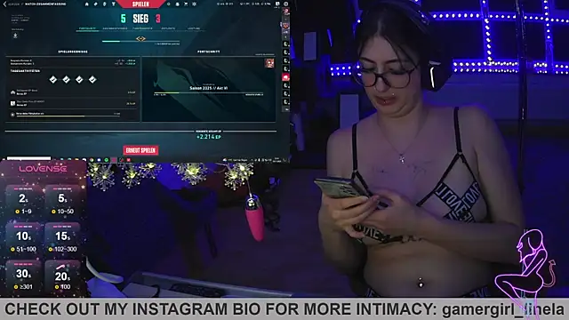 Gamergirl-Linela live sex cam