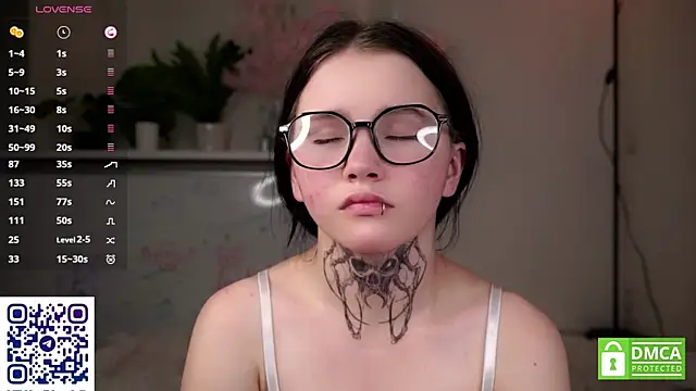 DelphaDivenere's cam snapshot