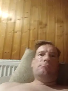 MArciQuarky live sex cam