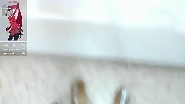 OliviaBurning's cam snapshot