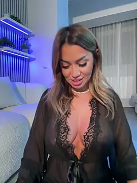 KirstieVegas live sex cam