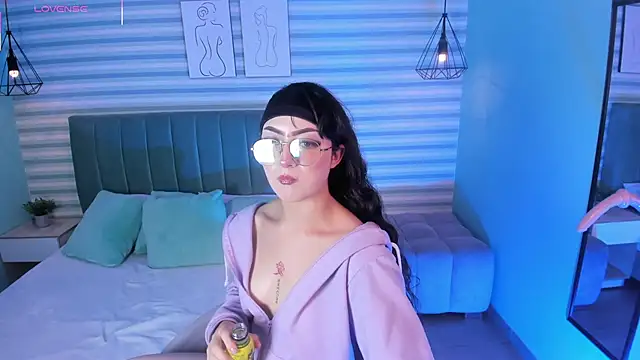 luvaysach's cam snapshot