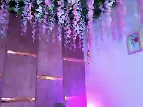 AuroraLanee_'s cam snapshot