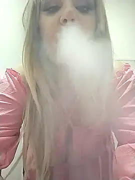 AdelinaJude's cam snapshot