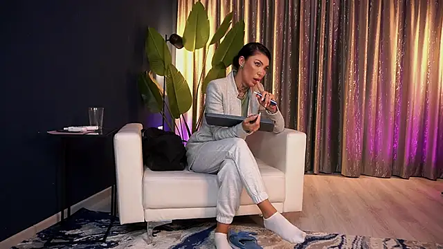 angelinaRae's cam snapshot