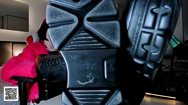 _Misha_Addams_'s cam snapshot