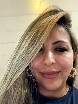 _Abril-Office1 live sex cam