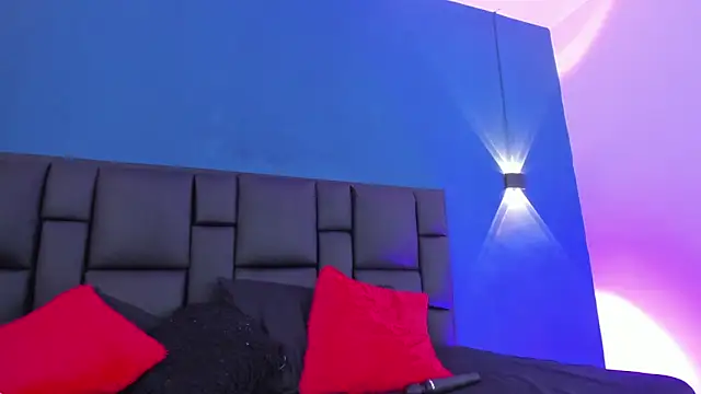 DANESKA_HILLER's cam snapshot