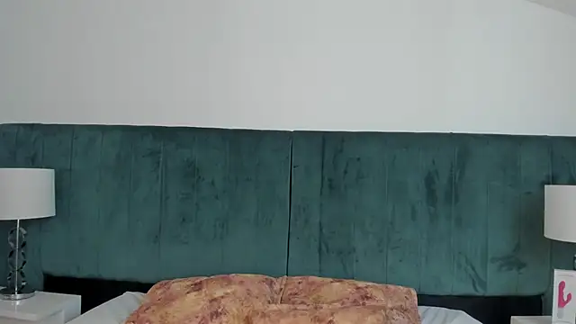 FrancescaSkuirt's cam snapshot