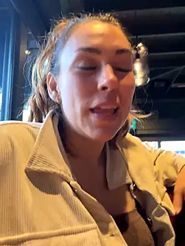 LeaGambit__'s cam snapshot