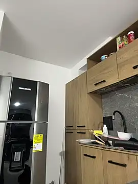 Sofia18_pinkk live sex cam