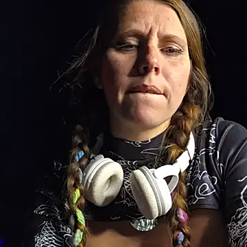 KittyWhispers's cam snapshot