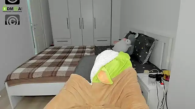 HelenShawn's cam snapshot