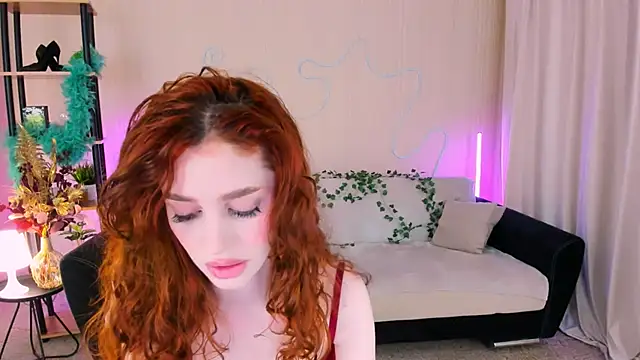 ChristinaConteeree's cam snapshot