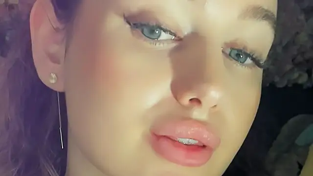 MiracleCurly's cam snapshot