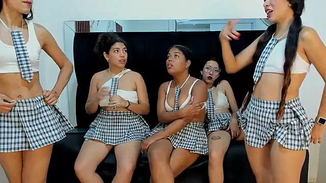 SweetYoungs_ live sex cam