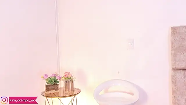 LunaOcampo_'s cam snapshot