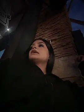 LucianaQuen's cam snapshot