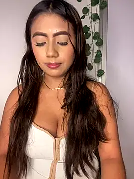 zoe_mount's cam snapshot