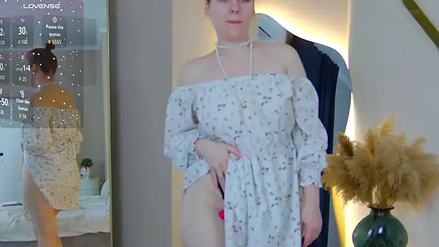 EllieGarson's cam snapshot