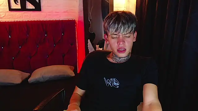 frankboyx's cam snapshot