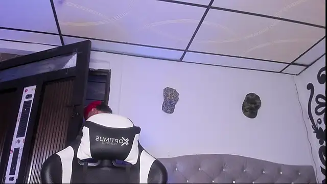 couple-hothot's cam snapshot