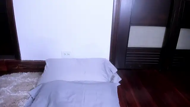 Mimossas's cam snapshot