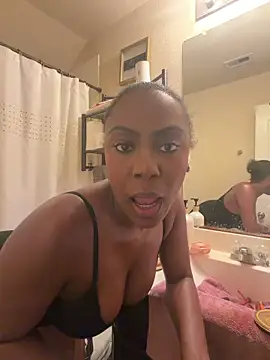 TrueeFantasee live sex cam