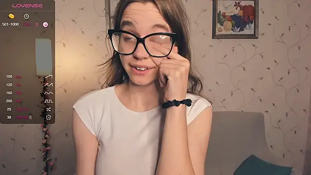 JoanBaggott live sex cam