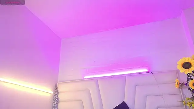 Ashton_Myers's cam snapshot