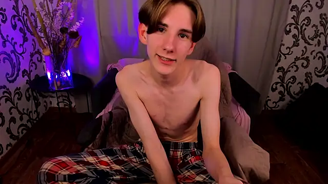 ted_lun's cam snapshot