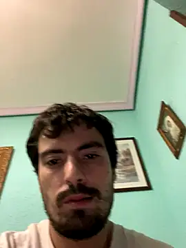 Frantri00@xh's cam snapshot