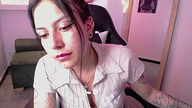 lexy_veth's cam snapshot