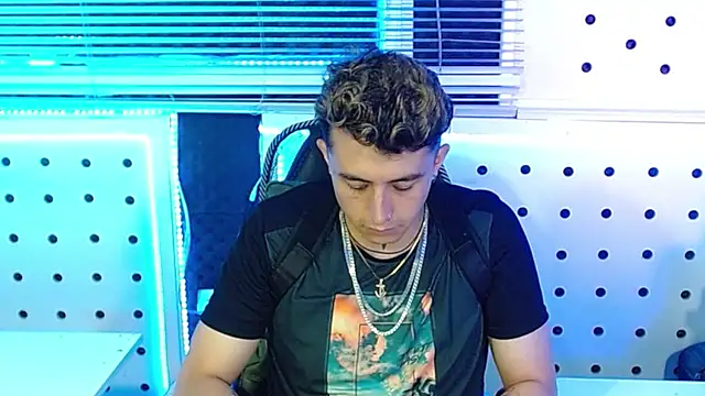 Darko0717 live sex cam