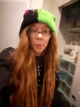 LucidLucy live sex cam