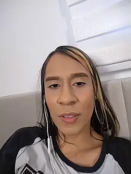 Cherrycandy21 live sex cam