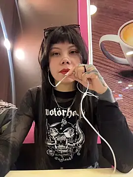 EemaHaruki live sex cam