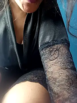 Saniya76 live sex cam