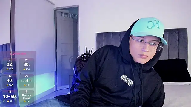 NoahLux's cam snapshot