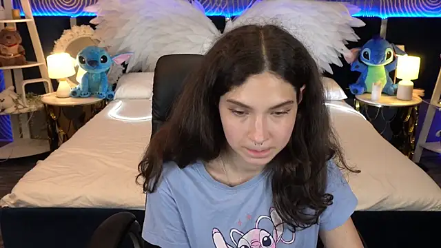 BabyFlowerr's cam snapshot