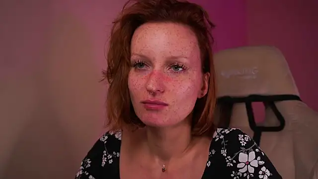 Liuba_Fox's cam snapshot